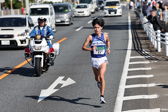 4区　近藤選手